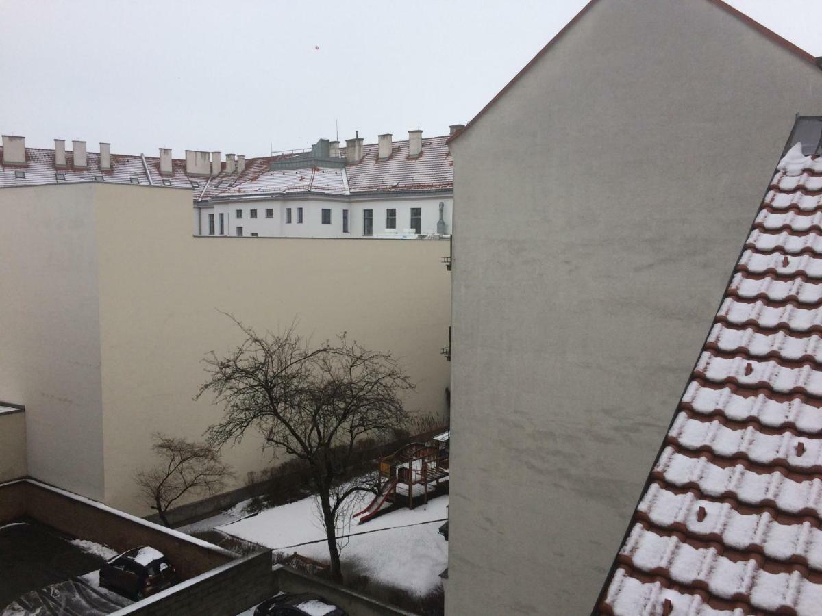 Nice Private Room In Wien Center Экстерьер фото