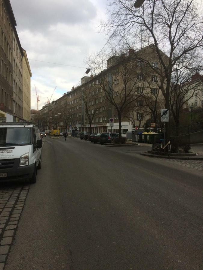 Nice Private Room In Wien Center Экстерьер фото