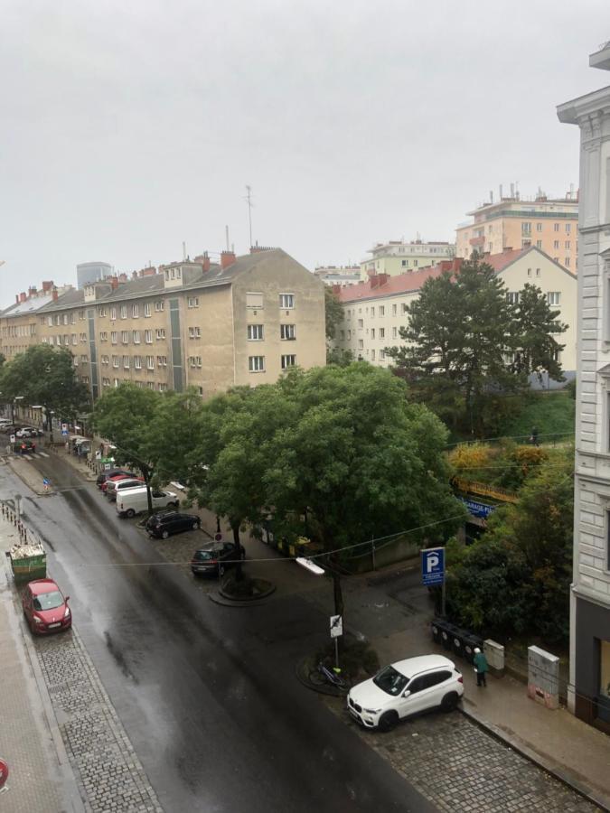 Nice Private Room In Wien Center Экстерьер фото